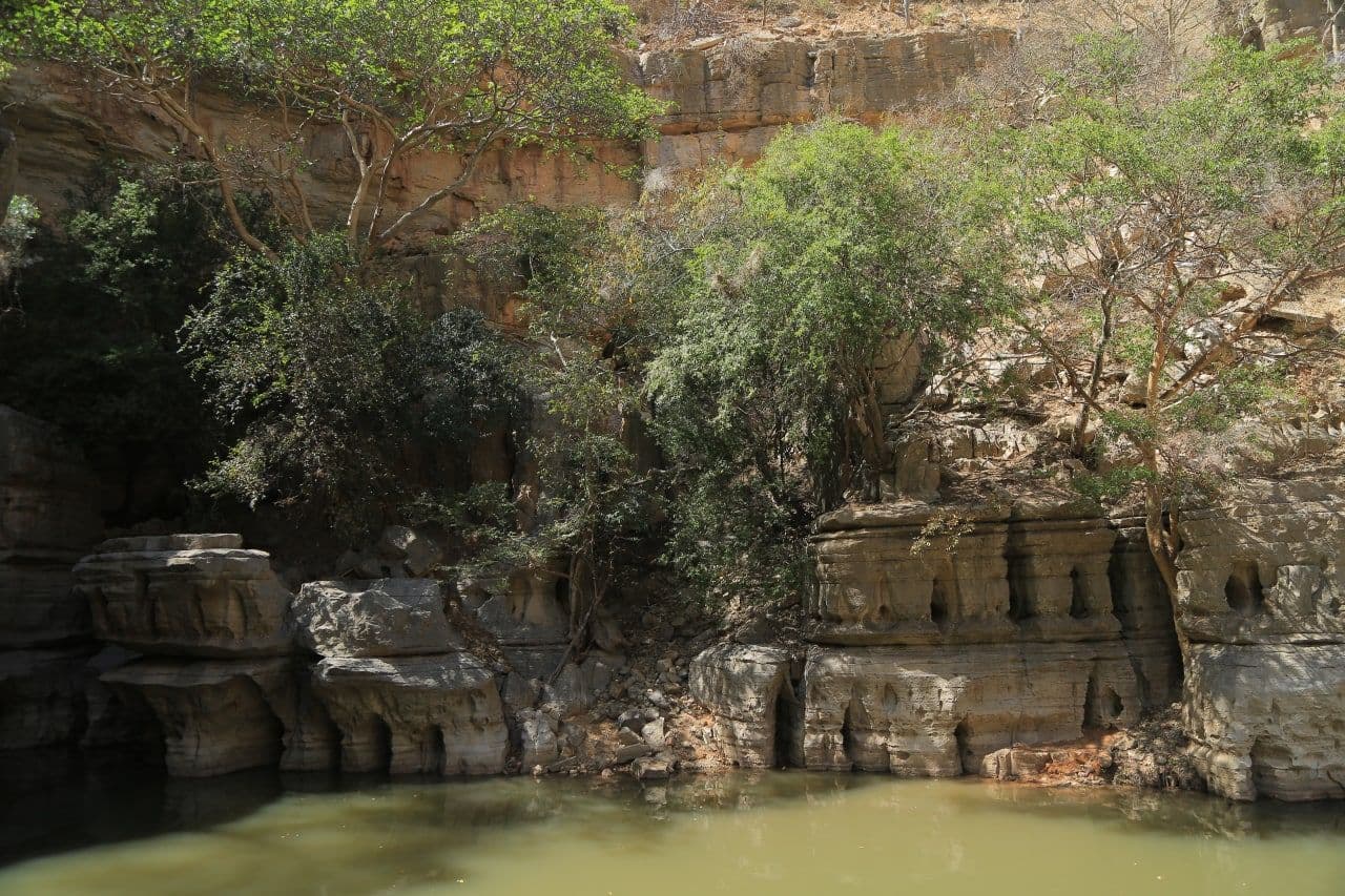 Sof Umar Cave photo 3